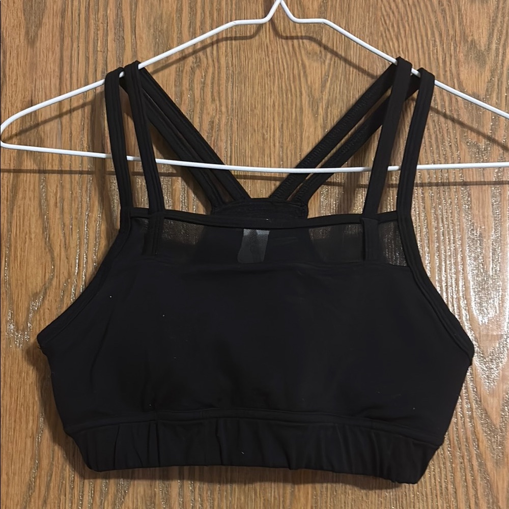Oiselle Black Sports Bra Size 04 NWOT